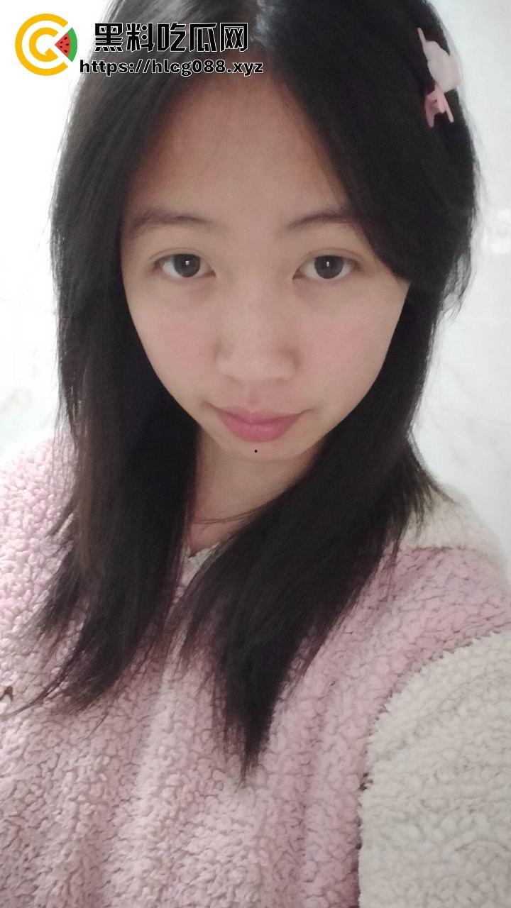 四川眉山仁寿县【李佳玲】背着男友偷人，分手后骚料满天飞，这贱货下贱得让人想吐！-2