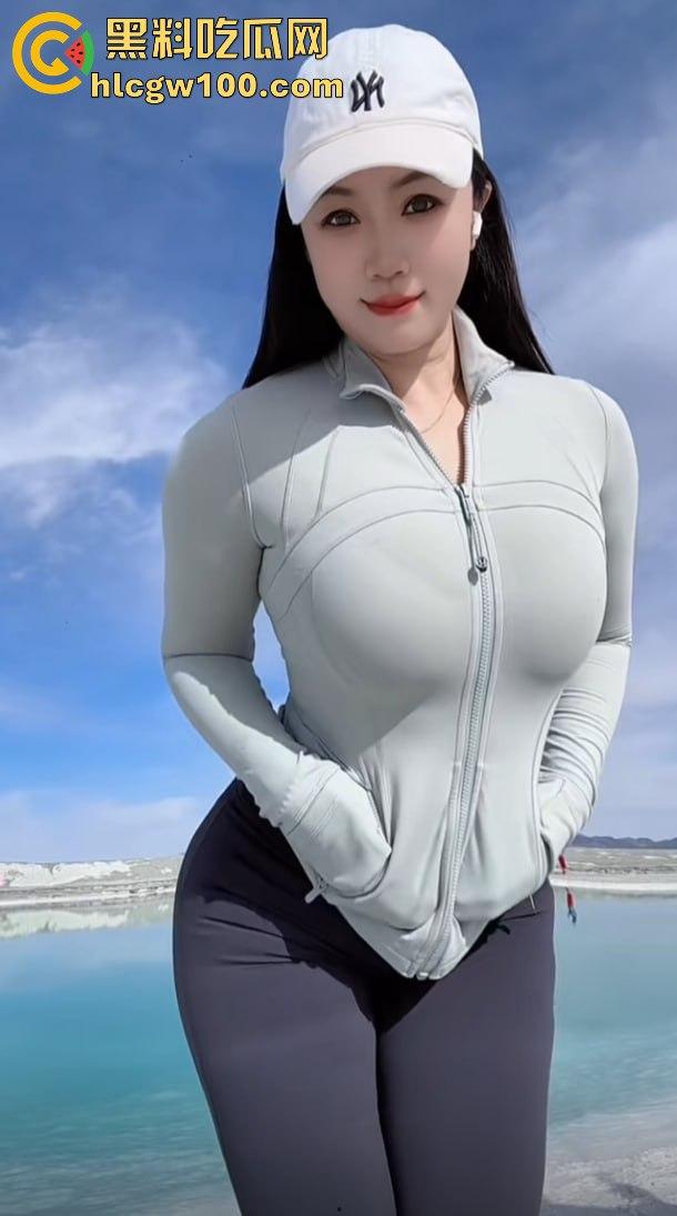 抖音健身网红『蓓蕾秋语』不雅洗澡自拍视频疯传 这翘臀太顶辣到爆 15cm以下兄弟直接劝退小鸡鸡 ！-15