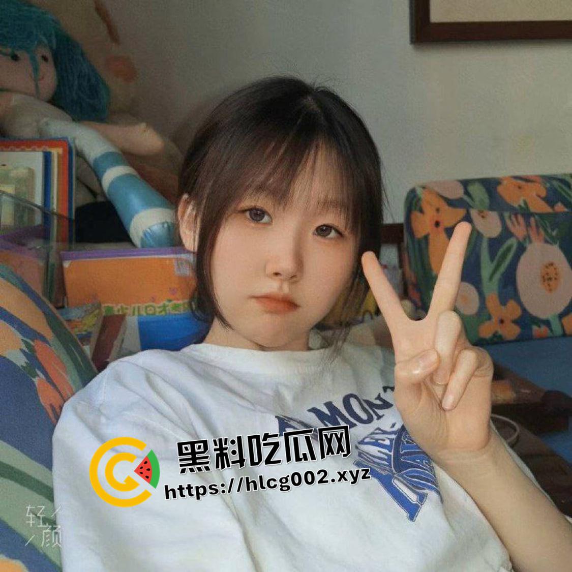 济南高中生妹妹的恶堕日记！开苞后成为性奴 还在发育的身体娇艳欲滴  这么嫩的小穴是真的存在的吗-1