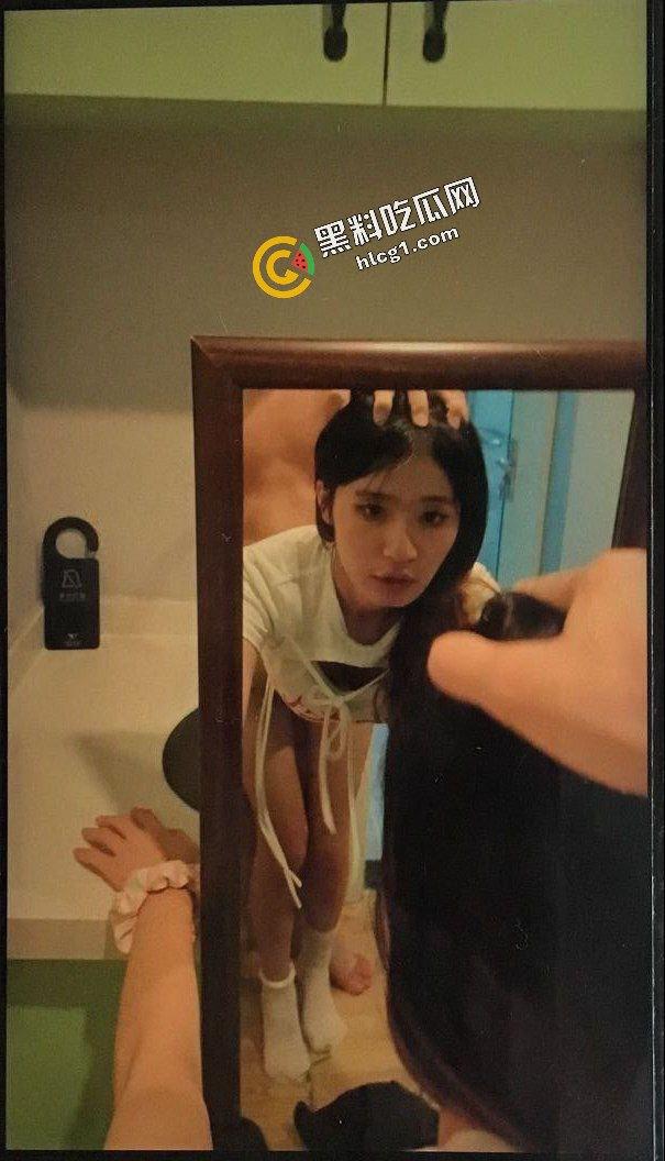 抖音模特小姐姐『诺崽超甜甜甜』性乱交男友朋友 视频流出-3