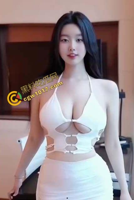 海角大神爆操爱穿丝袜的骚妈：按摩后乘虚而入，肥鲍鱼被暴力插入，白浆喷涌，欲望升腾！-3