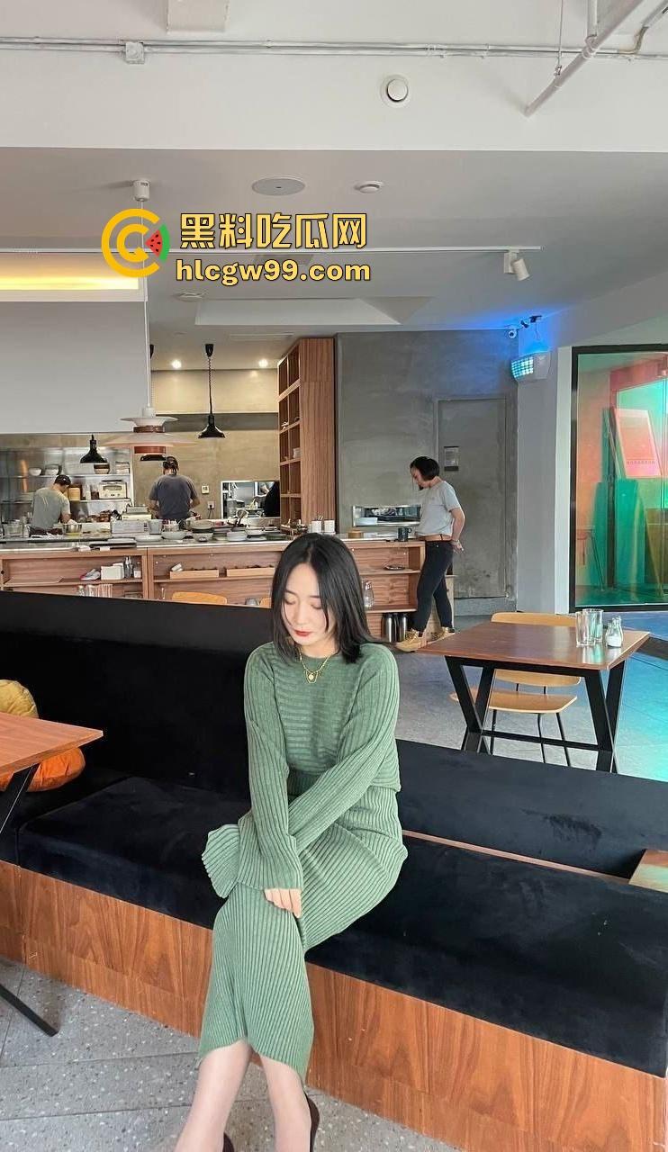 湖北大学研究生【封曦月】竟敢在私人影院强行猥亵，差点霸王硬上弓把人强奸，老板及时救场！-4