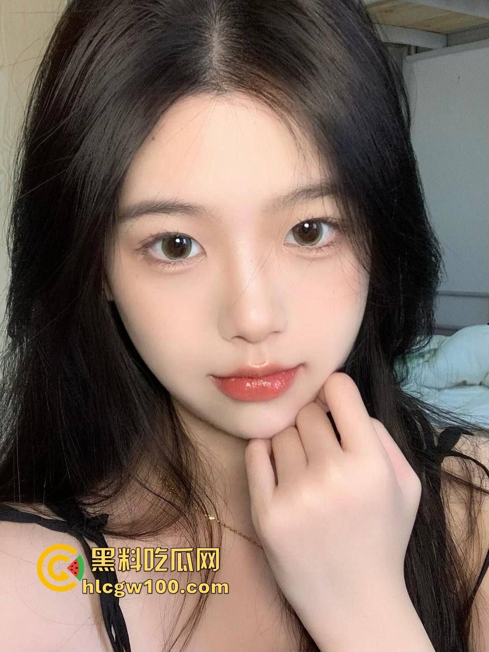 成都194肌肉猛男【碳水炸弹】暴力约炮性感御姐，爆操到子宫骚母狗浪叫连连，腹肌才是通行证，狼友快操练起来！-2