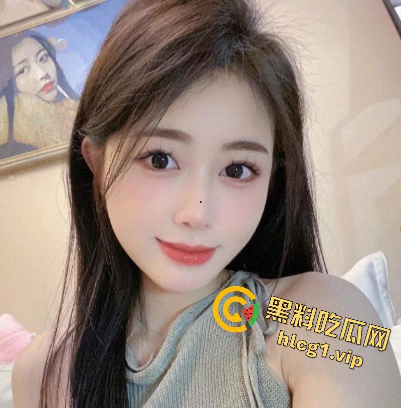 终于搞定小姨子！自带情趣制服，中途男朋友竟然查岗，这骚穴真是润得不行！-1