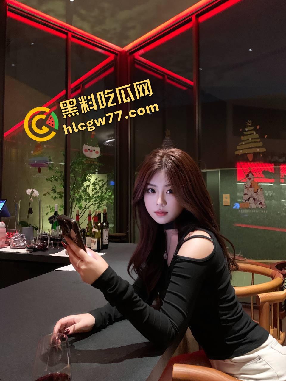 山东济南已婚表姐乱伦偷情一年，骚少妇抛弃羞涩喊表弟老公，强奸幻想操到喷浆内射爽翻！-1