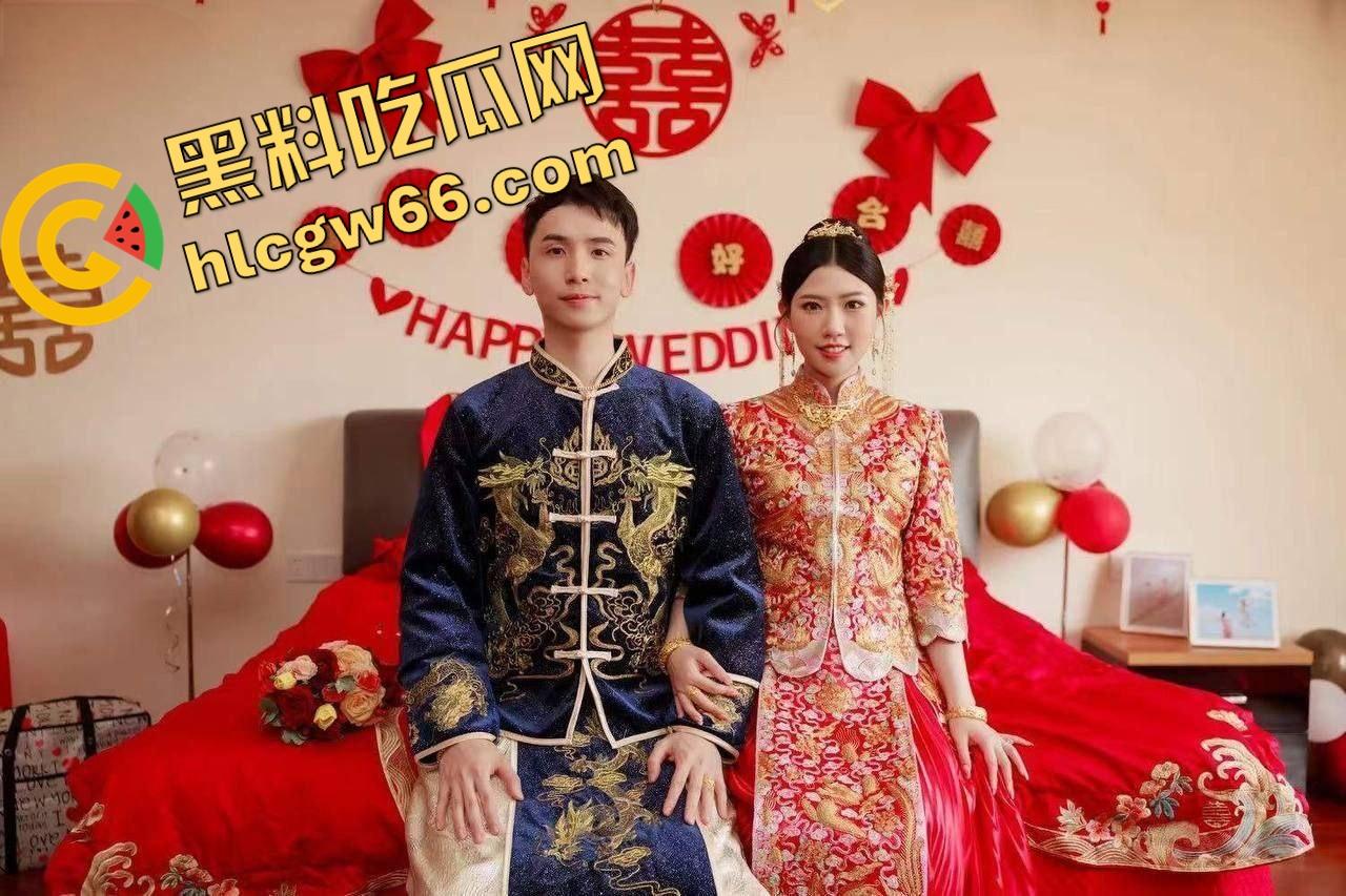 广州朋友新婚老婆【偷操黑人两年】嫩媳变黑屌母狗，逼松烂成洞还露脸浪叫，傻老公舔黑人剩饭爽翻天！-2