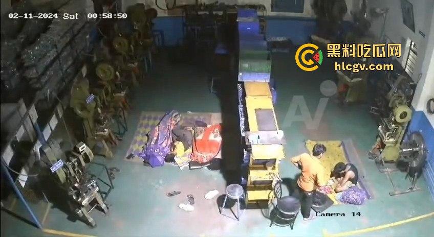 印度LGBT情侣大打出手酿命案！男子睡觉时被伴侣用铁棍袭击身亡，阿三还是那么狠！-1