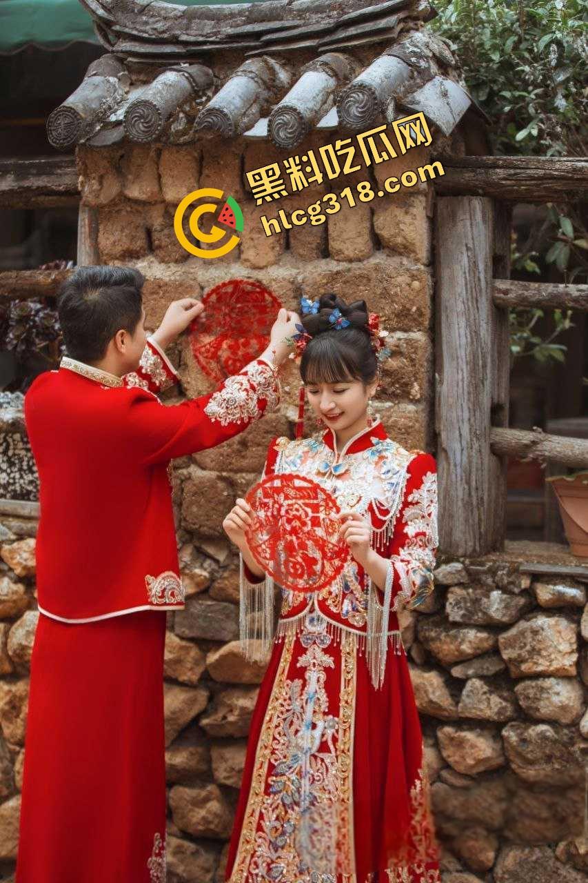 出轨上头后被玩成牲口，已婚白衣人妻『林妍』沦为情欲母狗，夜夜被炮友爆操调教，蹲地舔棒成奴隶！-6