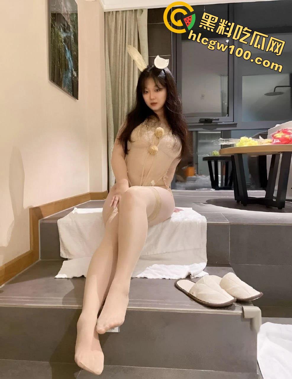 四川电力职业技术学院反差女大【刘纯雪】被曝泄密，有经验的都知道，这才是顶级泄欲败火肉便器-4