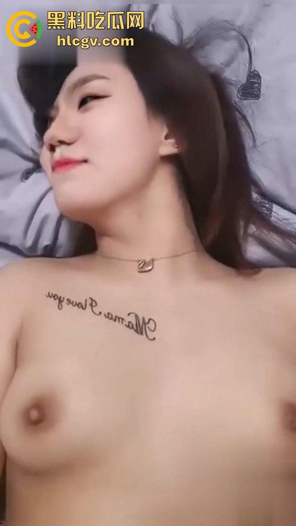 湖南怀化端庄贤妻【朱萍霞】私下翻车！床上放浪得像小野猫，骚劲儿能把男人撩疯！-9