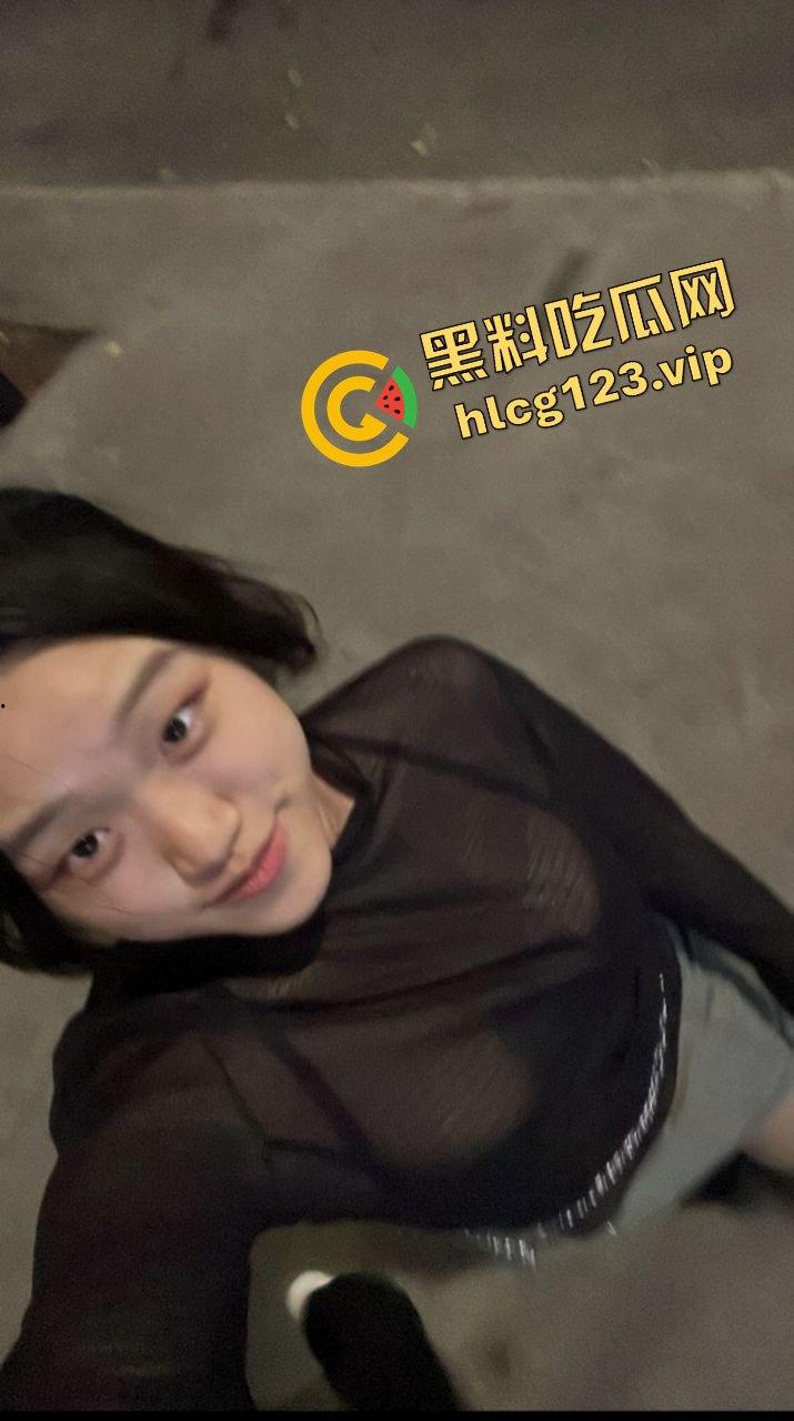 反差妹子变身！微胖女友啪啪视频流出，乖乖女秒变劲爆母狗！-2