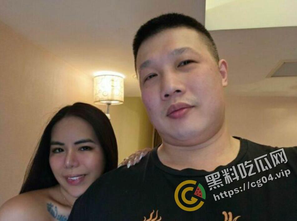 台湾肌肉胖熊 【辉哥】推特5w粉靠叫鸡拍摄视频贩卖挣钱达人  付费视频流出-4