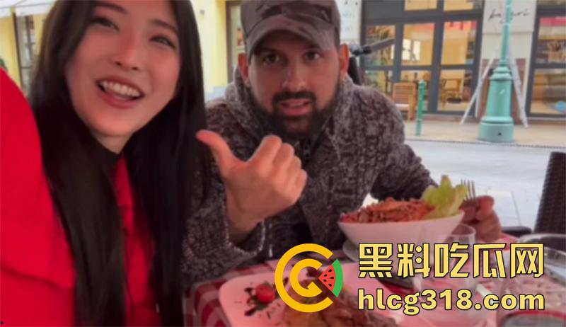 亚裔留学生被老外搭讪，当场直接带回家共浴爆操，翘臀大奶身材极品，被大屌爆操淫叫不断！-2