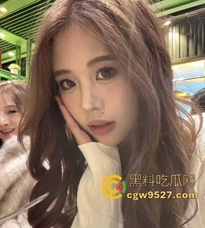 河南农业大学骚母狗【李婉莹】与男友做爱视频流出，第一次拍骚照惨遭曝光，细腰翘臀完美露脸，极其反差！-2