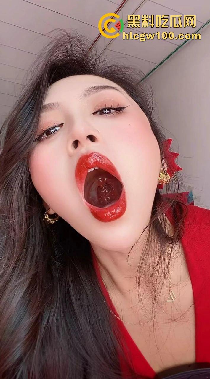 2024黑料吃瓜送福！毒龙献礼陪你迎蛇年，祝你夜夜当新郎事业爱情双丰收，蛇年好运长似龙，吃瓜永远在C位！-3