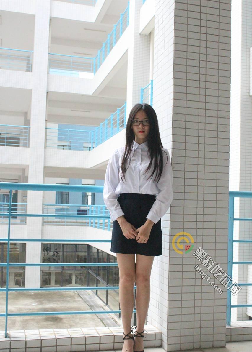 反差婊母狗吴新园曝光！职业护士化身骚母狗JK，绿帽老公泄密视频全网疯传！-8