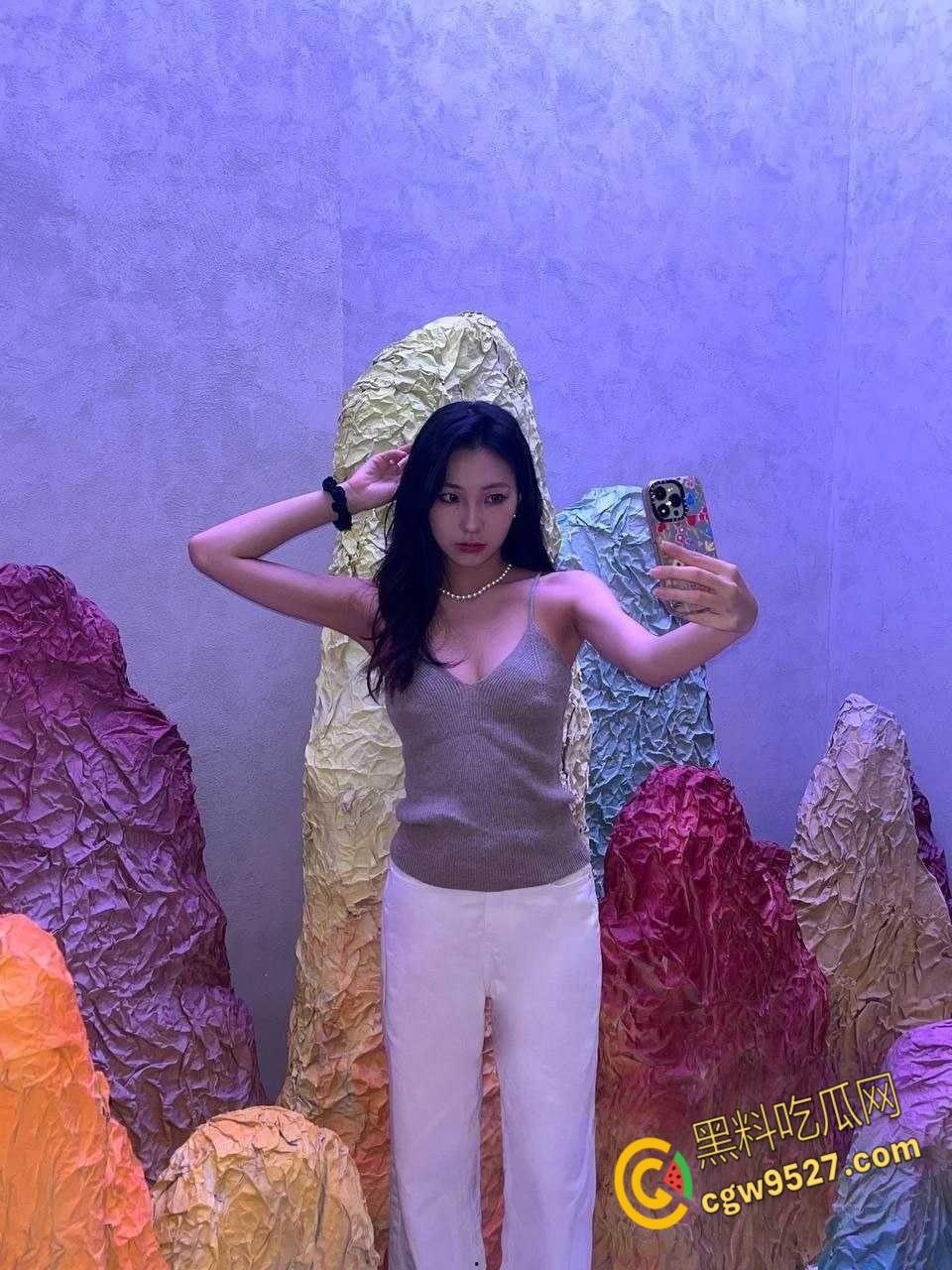 河南洛阳嫩妹【代雅琴】,露脸口交舔弄大屌,浴缸骑乘狂扭骚臀,满脸骚态真欠肏 ,又是一条乖母狗!-4