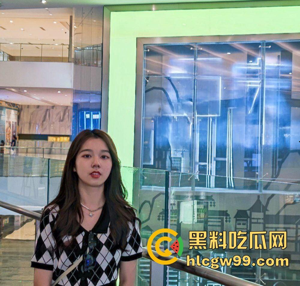 重庆OL女职员【林薇俞】职场精英变主人的反差母狗，露脸调教照疯传，骚货反差是玩的明明白白！-5