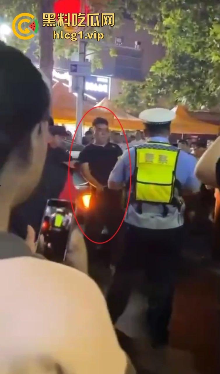 酒精惹的祸！汝州一男子连撞11辆车 这哥们如果对方家属不谅解 出来得2050年-1