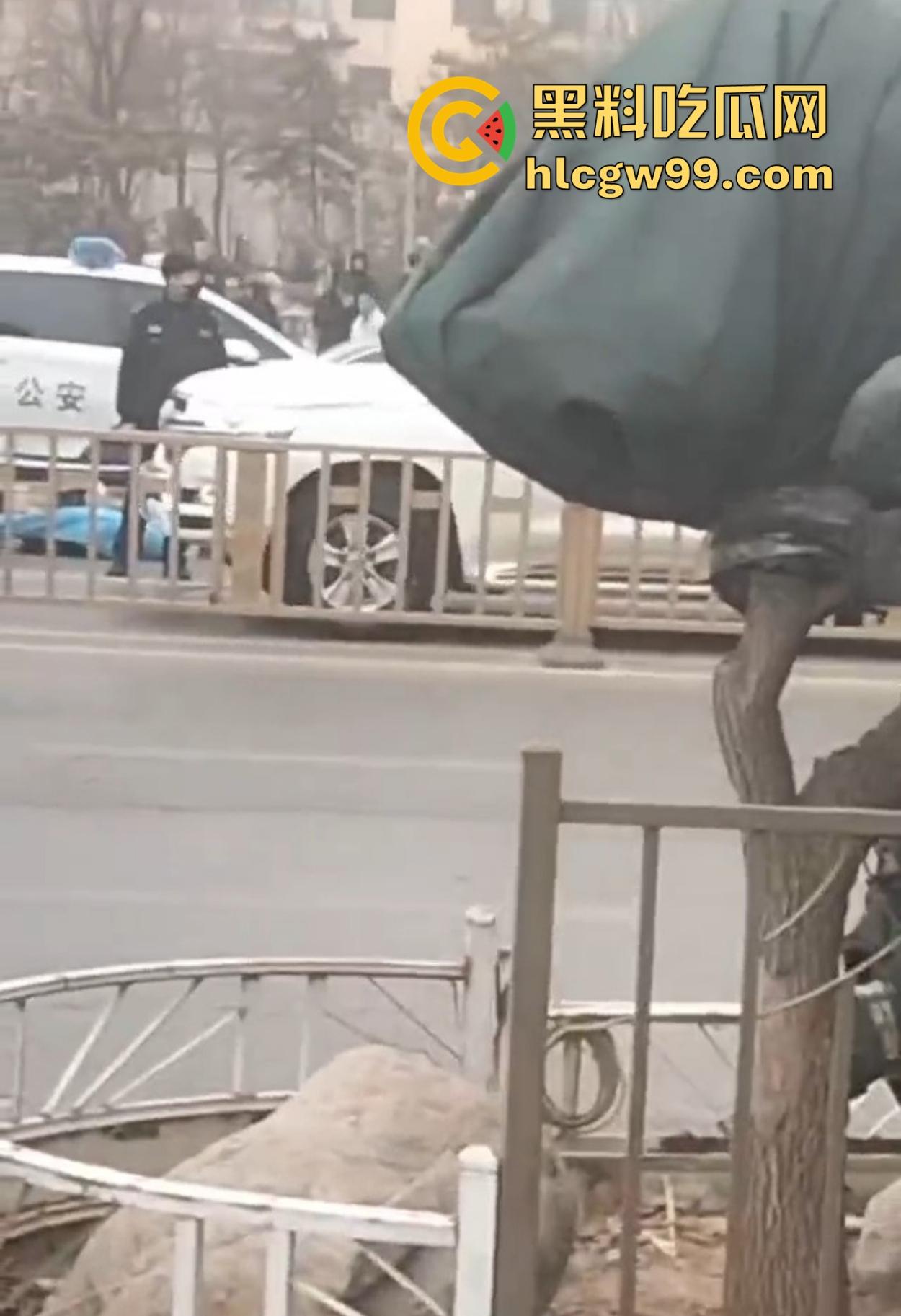 山西晋中传来命案，欠钱不还酿惨剧，一死一伤，网友直呼血债血偿？-4