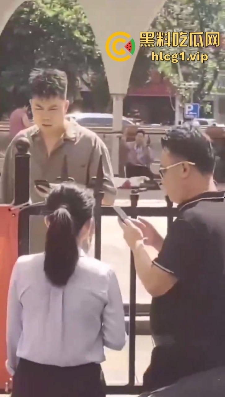 骗我捅你几刀不过分吧！海口一男子持刀捅伤前妻 血撒当场-9