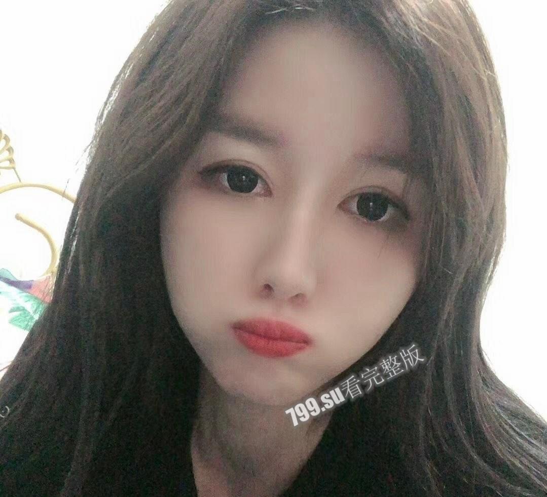 云盘泄露 高颜值反差婊 宋翊儿 第一视图 清纯女神淫荡的一面-11