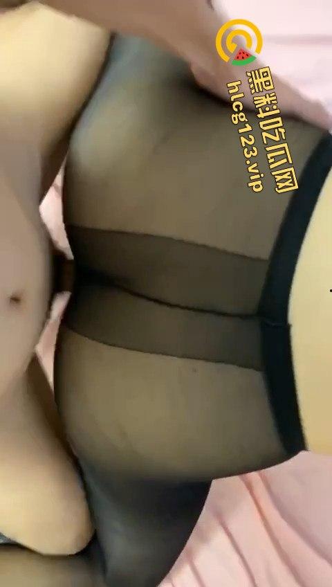 山东学妹【刘露璐】啪啪视频流出！清秀外表，疯狂内射网友直呼顶不住！-10