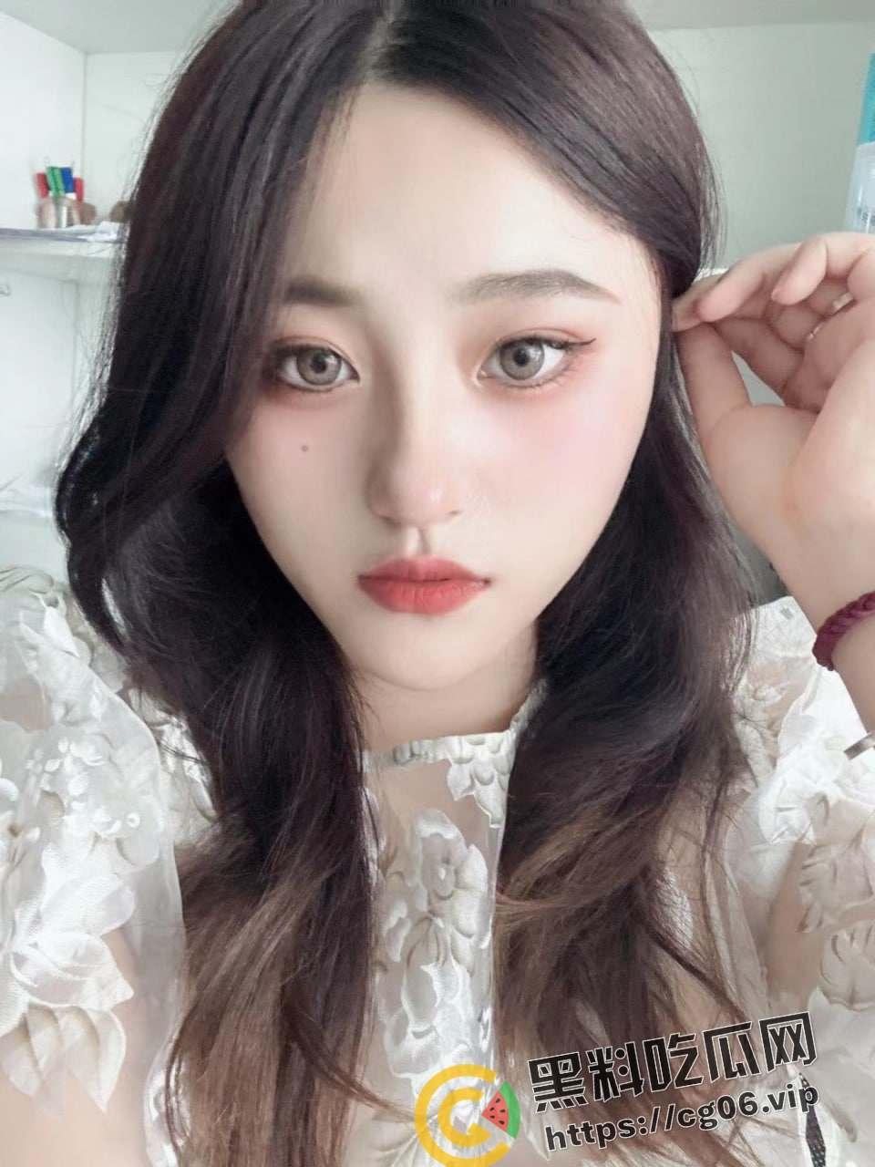 瓜友投稿！上海纹身母狗【江颖】恋情内给网友发私密视频被男朋友曝光 抠逼 摸奶 是自家男朋友的大屌满足不了你吗-2