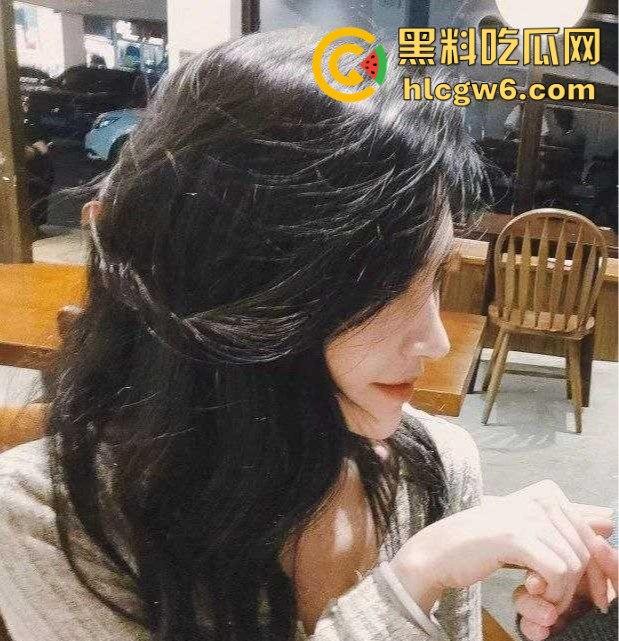 东营利华益集团绿帽换妻大爆炸 交警队『 安文娟』化身艾滋毒王 群交传染200多人 夫妻全家都遭殃！-28