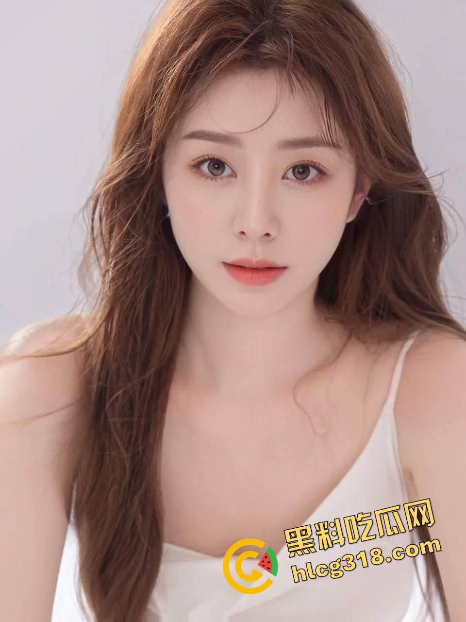 瓜友投稿前女友骚乳夹骑乘,妹子光身子骑大屌边摇边夹,奶子乱晃夹到鸡巴发抖,呻吟停不下来!-4