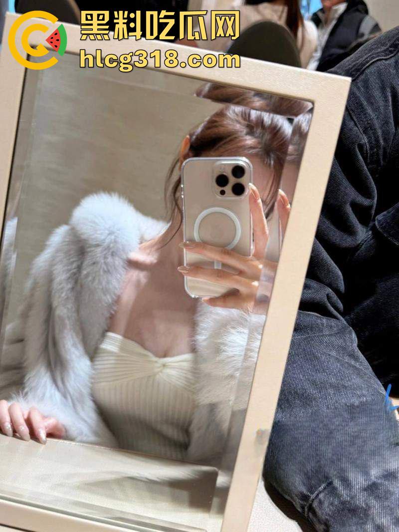 家里没钱就不要去留学，伦敦政治大学【潘果果】，心甘情愿做富二代母狗，各种调教抽打虐待浪得一批！-5