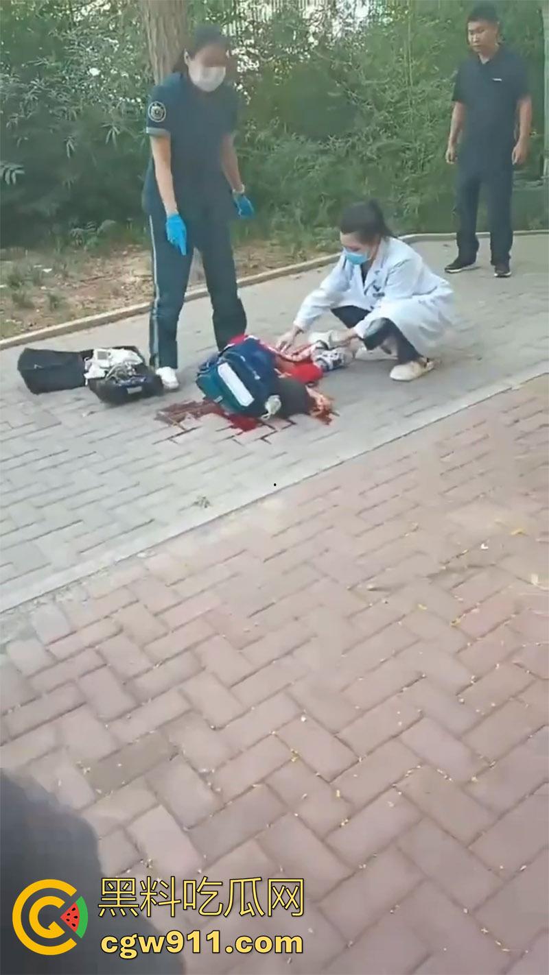 河北邯郸市峰峰矿区，矿务局附近发生砍人事件，男子被老婆以强奸威胁欲离婚，公公提刀砍其全家！-10