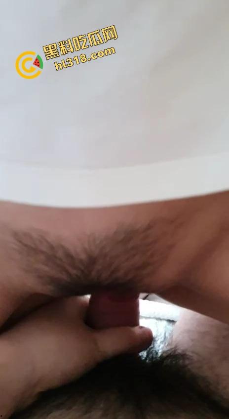 白T高颜值乖乖女开房配憨厚糙男反差爆炸,全程露脸肉体互操,高颜值配屌丝,真情侣还是包养?-8