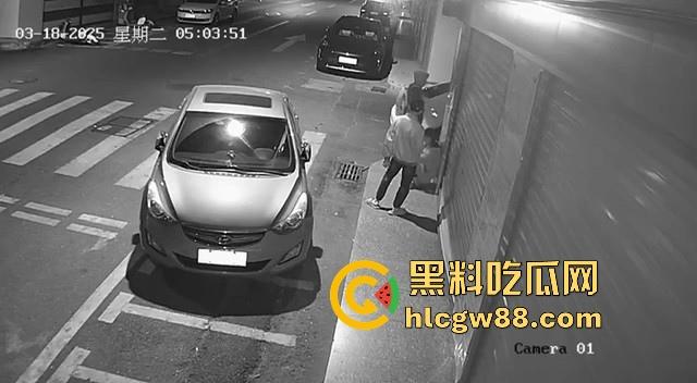 海南陵水新华街中国珠宝遭撬门进屋偷盗 大量黄金丢失 3名嫌犯以快速抓到1名到现场指认-8