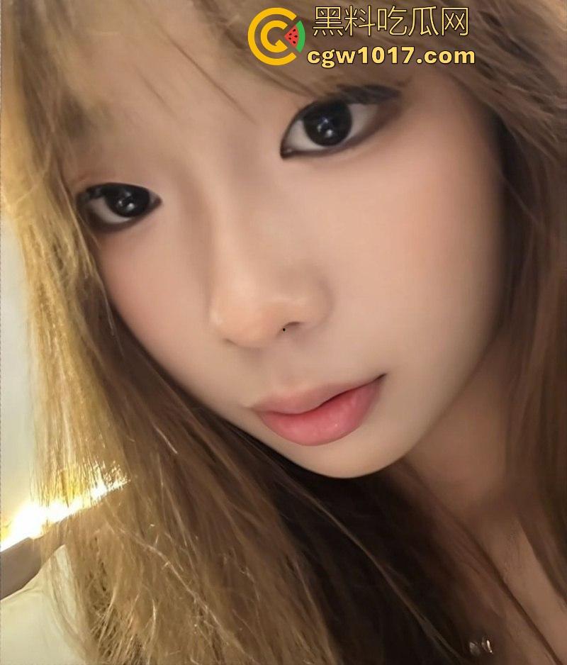 武汉师范大学【韩情情】卸下书卷气，化身饥渴小野猫，无套爆操紧致小穴，双乳晃得眼花缭乱！-5