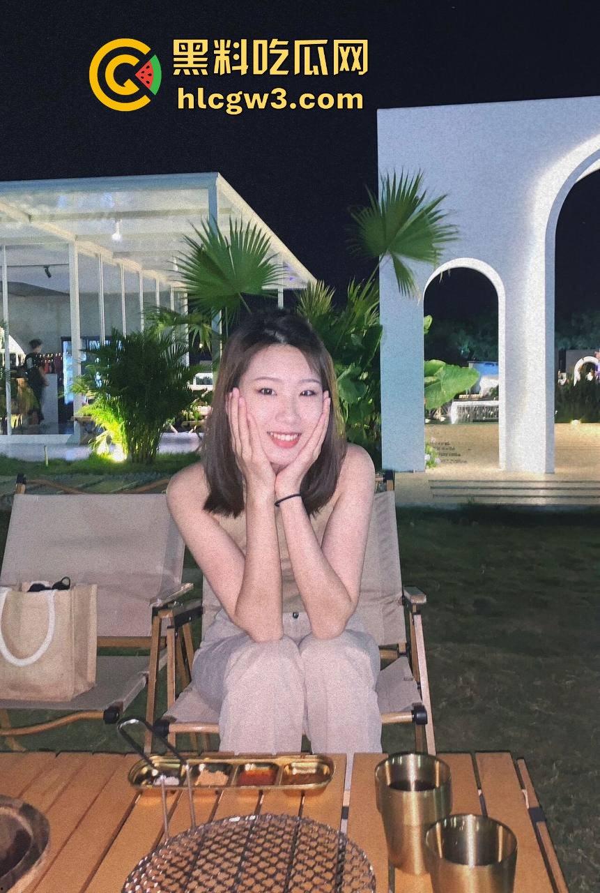 河北清纯反差女友【张梓萱】性爱视频疯传，娇嫩粉穴被操到翻白眼，叫声甜得腻人！-6