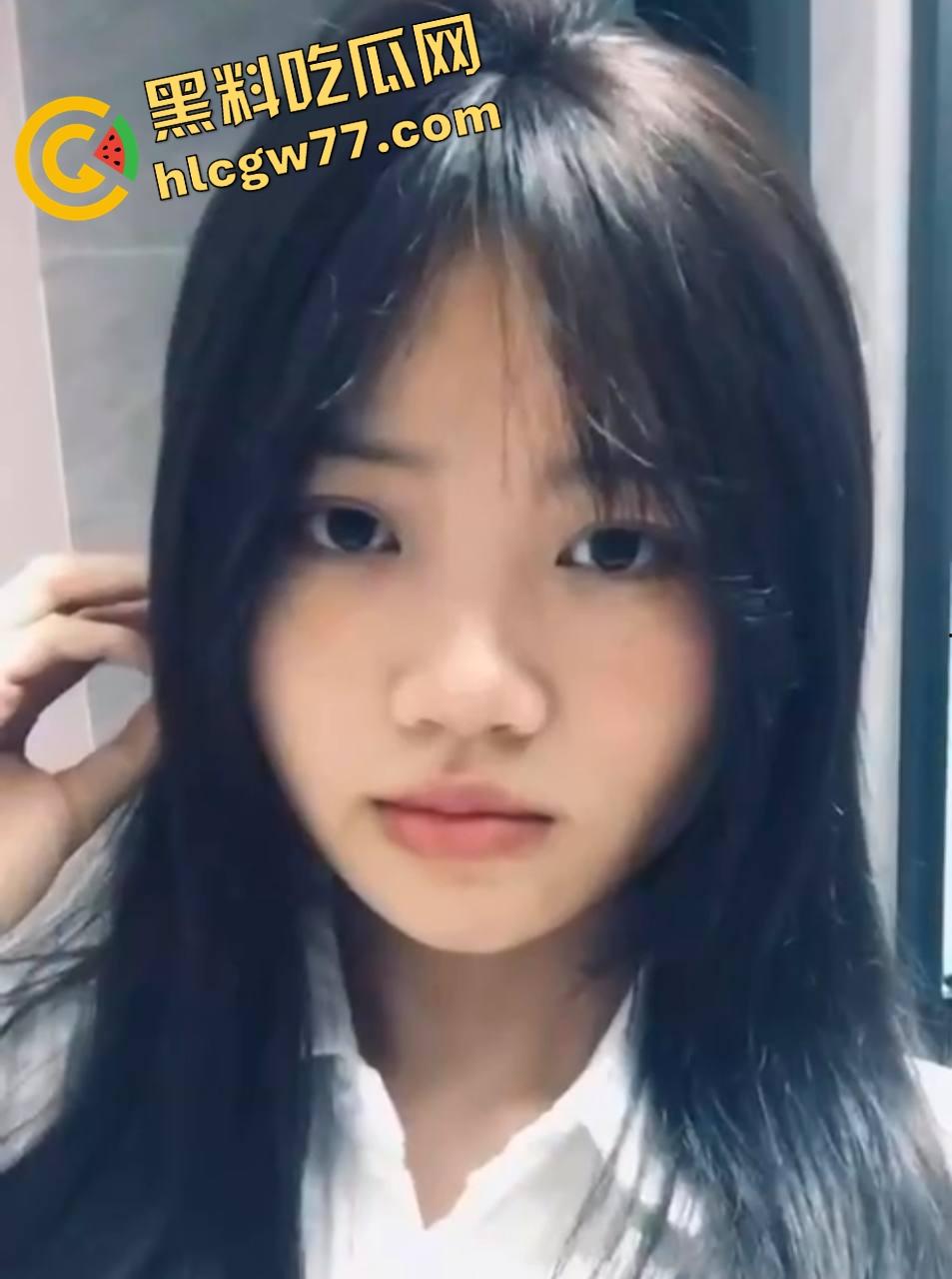 南昌财院【钱西西】面试前刚写完入党申请书，晚上就给人骑，床上爽的脸都被干变形！-2