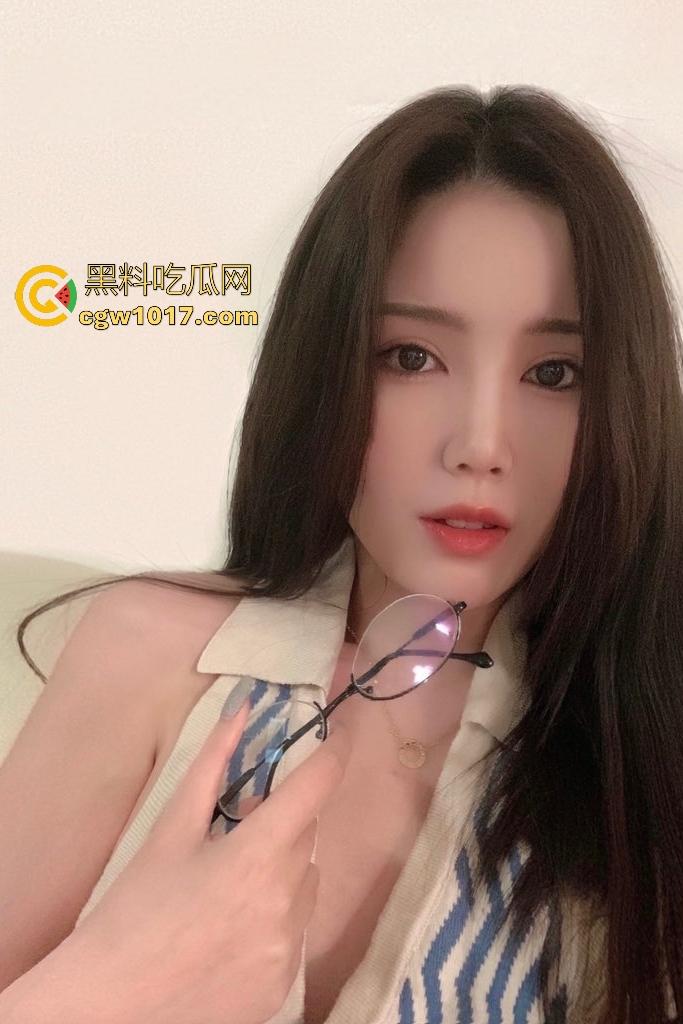 前女友是理发师，性感美臀极品身材却独爱口交，射满嘴咽下去又被口活舔硬，手技口技双绝！-5