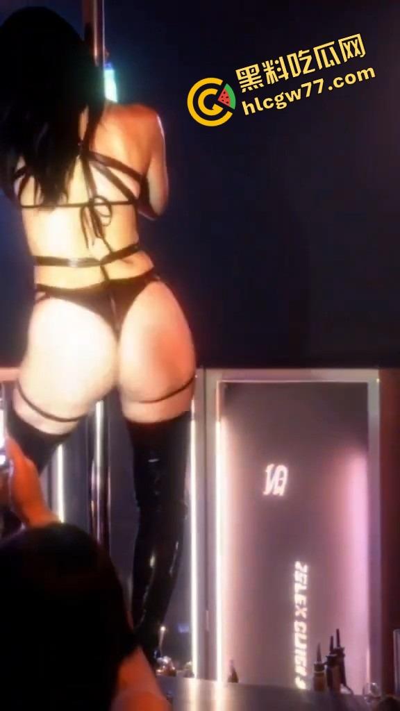 泰州迈阿密钢管舞骚断腿，翘臀狂甩震碎钛合金狗眼，翘臀一扭一甩不充卡干一炮都算你白来！-9