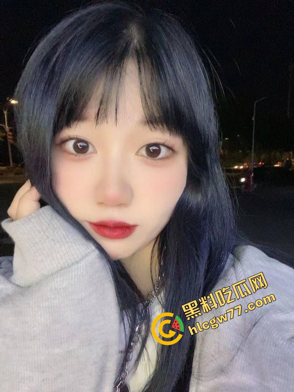 河北艺校女大学生【王丽丽】酒店调教片流出,狗链无套爆操全来了,这小母狗骚得离谱!-7