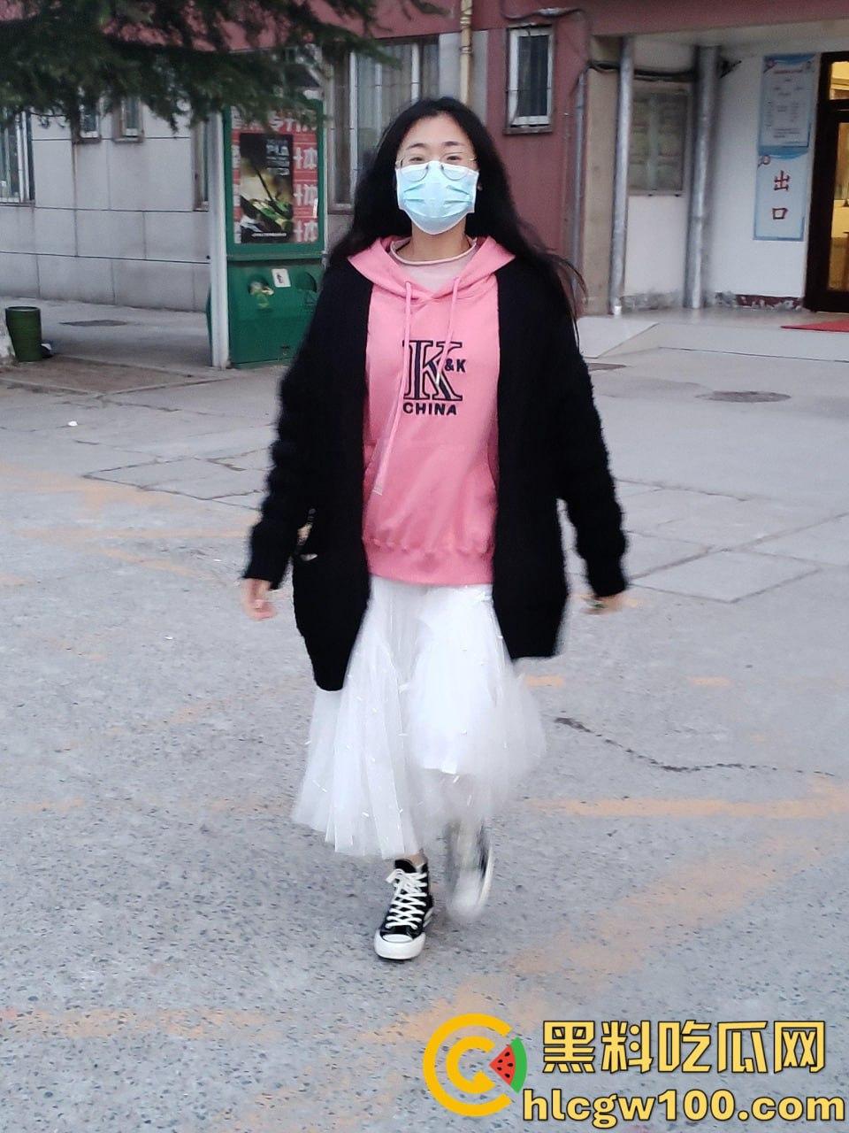 山东农业工程学院反差婊【林晨】，屌丝还在校园墙表白，殊不知你的女神是个淫荡骚母狗-2