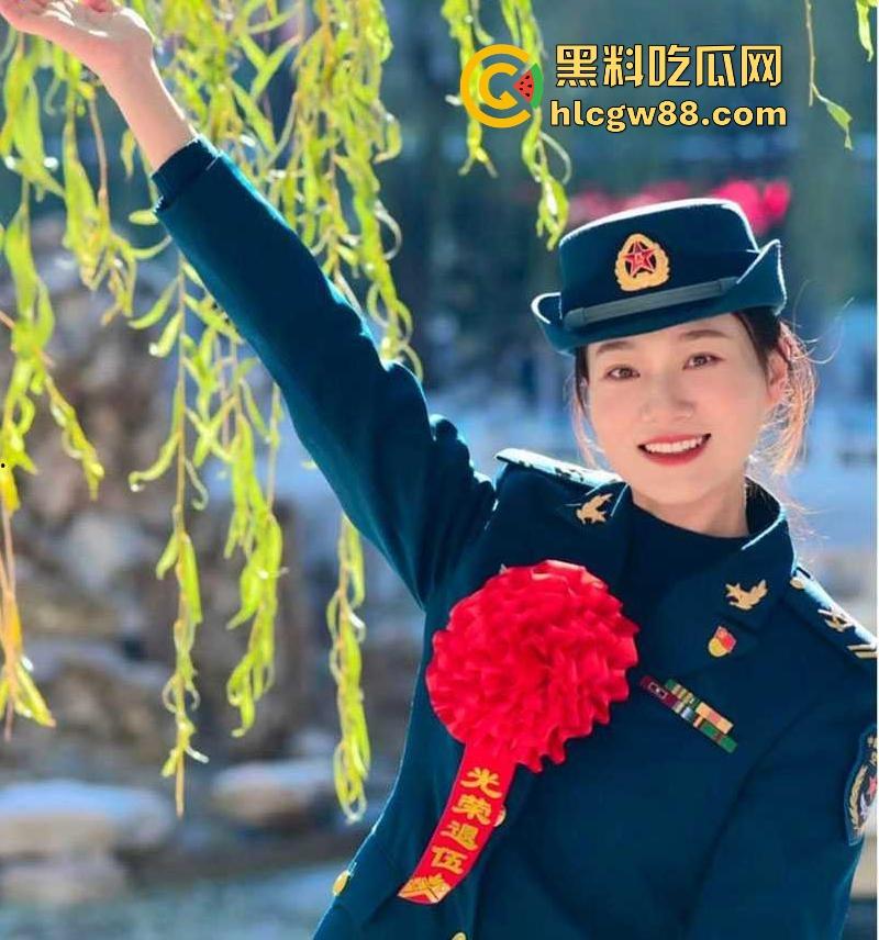 张津瑜后继再现!绝美警花【张琳怡】为求进步 不惜口爆洋吊女上位疯狂骑乘! 完美露脸性爱视频流出!-6