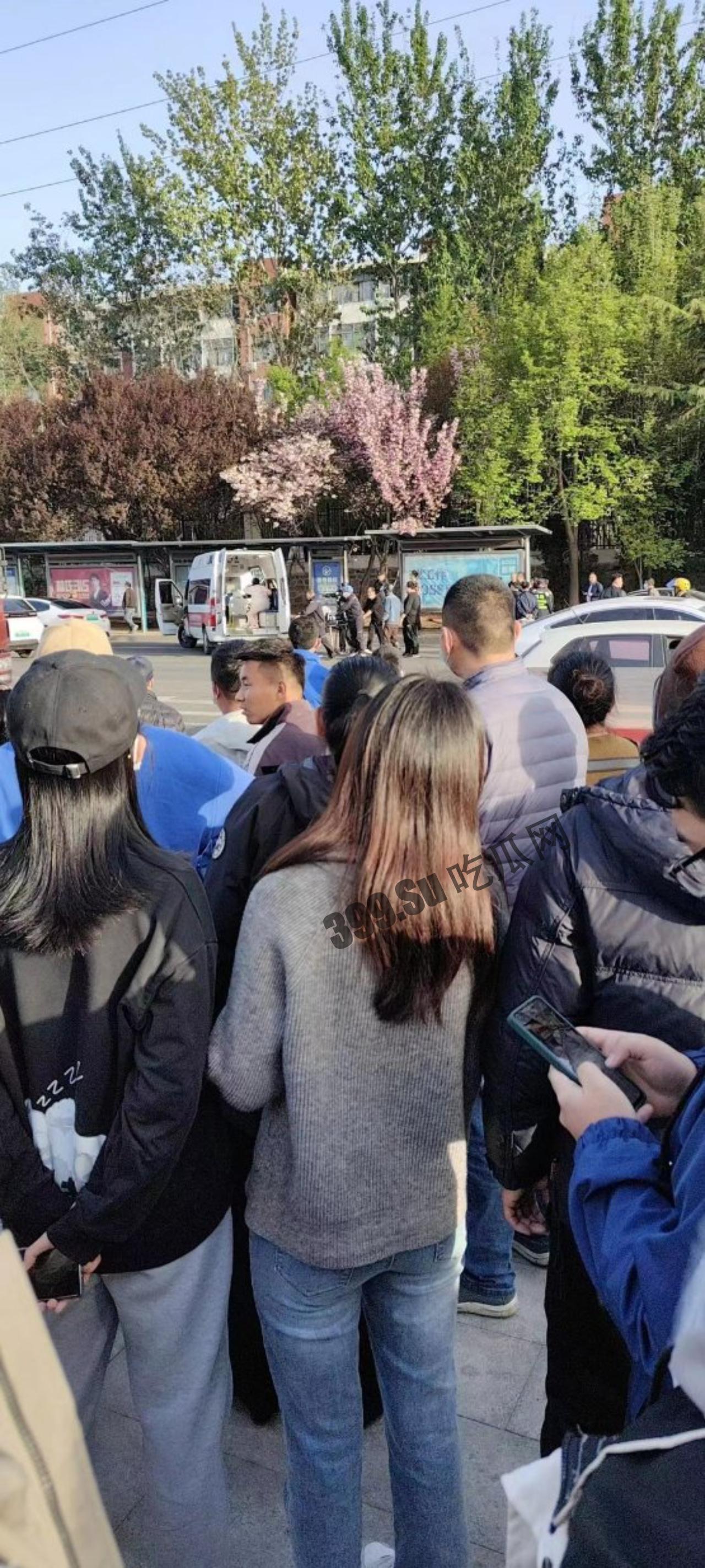 东科技大学，一位男同学因偷电脑被退学，心生怨恨产生 #报复心理，砍了7人，1死6伤（网传有精神分裂症）-6