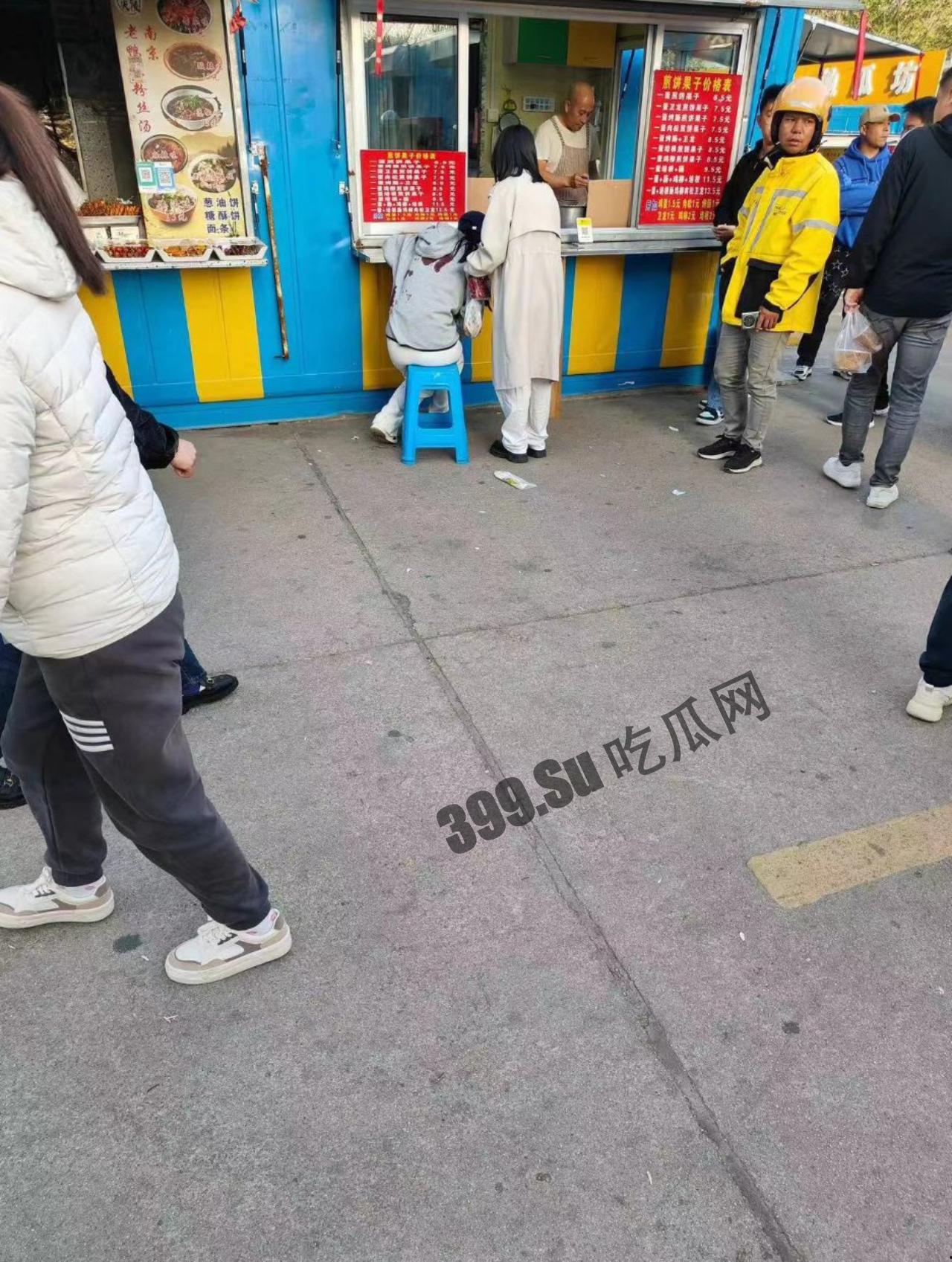 东科技大学，一位男同学因偷电脑被退学，心生怨恨产生 #报复心理，砍了7人，1死6伤（网传有精神分裂症）-7