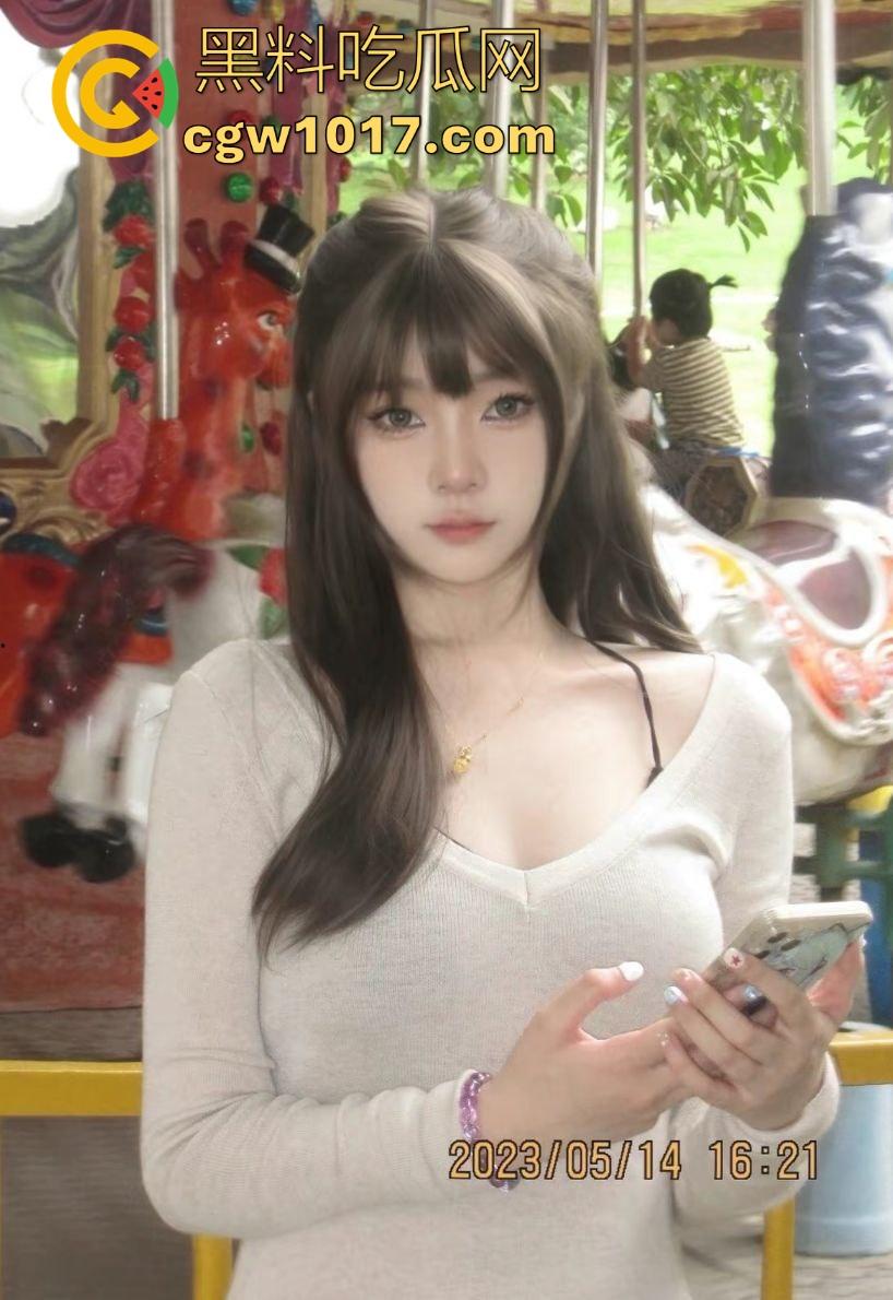 网黄摄影佬日常工作生活状态，拍性感模特私下约有同样爱好的反差尤物，真正吃得好的兄弟，真的不会对外说的！-5