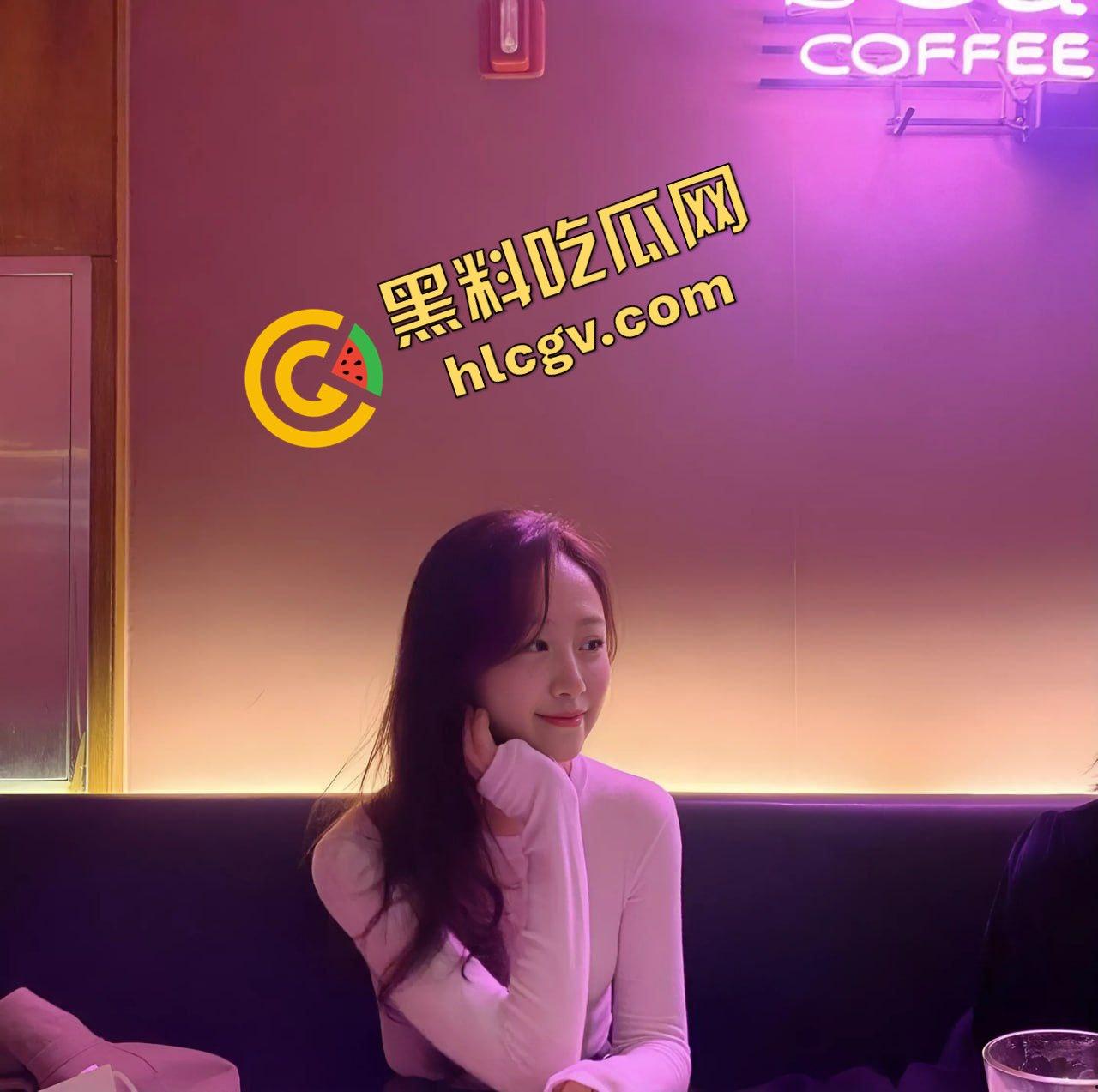 浙江杭州反差母狗『陈洁』酒吧结交社会男友 刚认识就到家里做爱 淫荡至极！独家曝光！-3