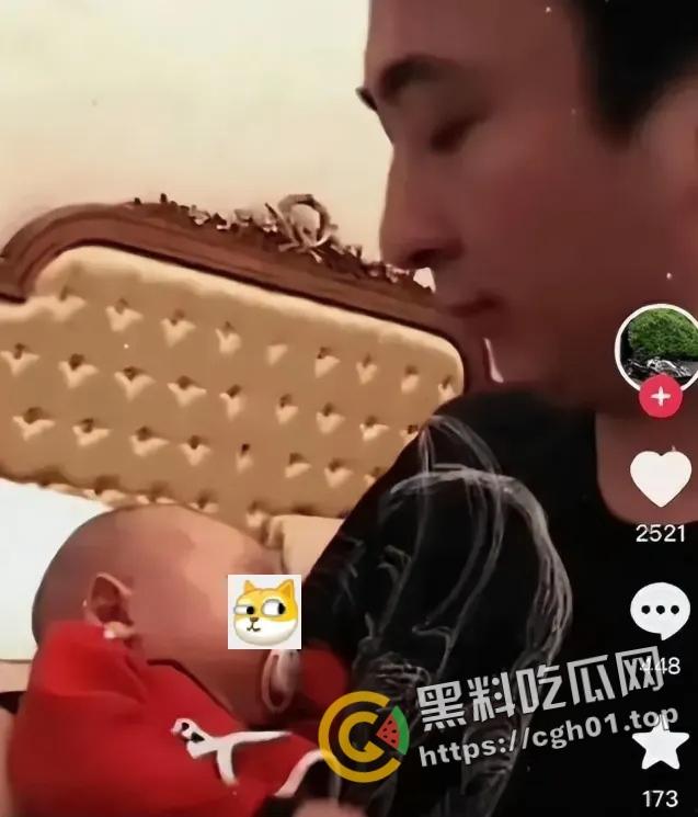 王思聪当爹啦！【黄一鸣】点名王思聪看孩子被拉黑 评论区被炸 女方删评抹除痕迹-6