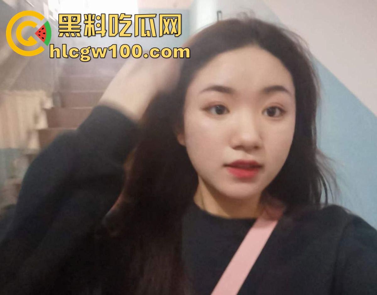 长沙商务骚货【林楚涵】出差喝晕主动上门舌吻开干，微胖极品嫩逼内射三次，老公常年不在成了兼职炮友！-4