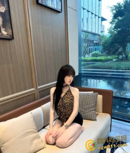 芜湖职业技术学院校花【陈雅萱】,清纯甜美学妹下海自慰,修长美腿JK黑丝自慰,被炮机操得高潮迭起娇喘连连 !-3