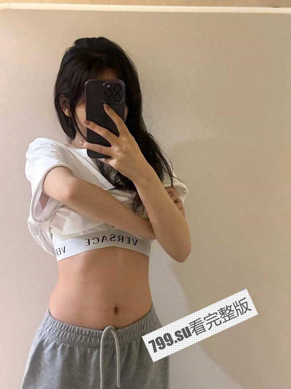 极品反差婊 抖音网红 Liuyue 大尺度私拍和男友啪啪视频流出 完美露脸-2